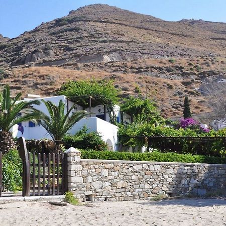 Levrossos Beach Apartments Exterior foto