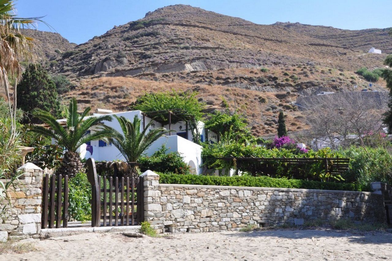 Levrossos Beach Apartments Exterior foto